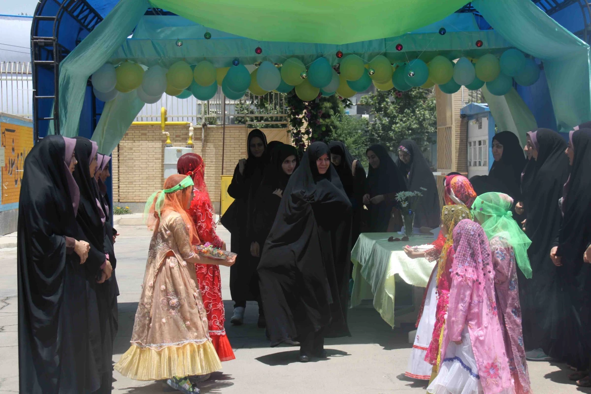 مراسم استقبال از دانشجویان