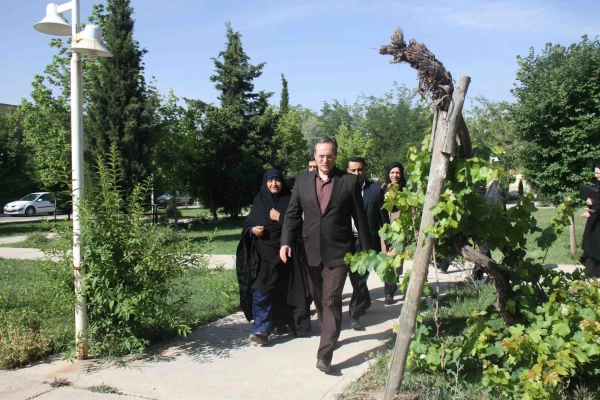دیدار اساتید و همکاران دانشگاه فرهنگیان با دکتر مهر محمدی