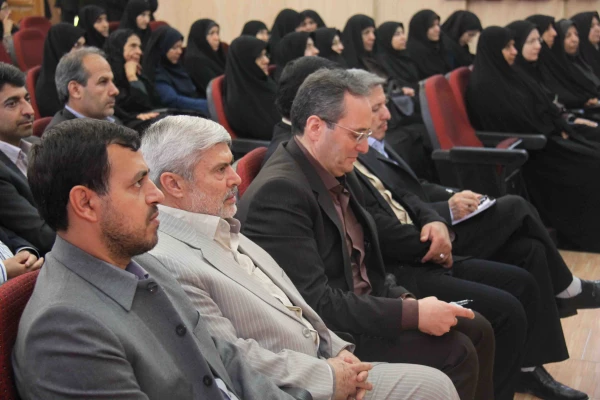 دیدار اساتید و همکاران دانشگاه فرهنگیان با دکتر مهر محمدی