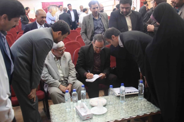 دیدار اساتید و همکاران دانشگاه فرهنگیان با دکتر مهر محمدی