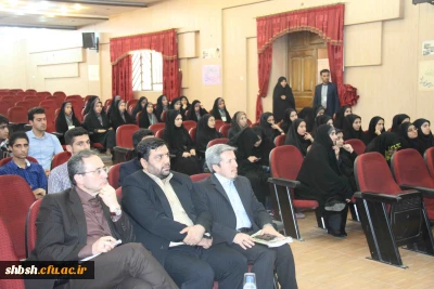 دکتر مهر محمدی در دیدار با نمایندگان دانشجو معلمان استان فارس:

قدرت غنی فکر و ذهن شما در رأس تمام امکانات دانشگاه فرهنگیان است