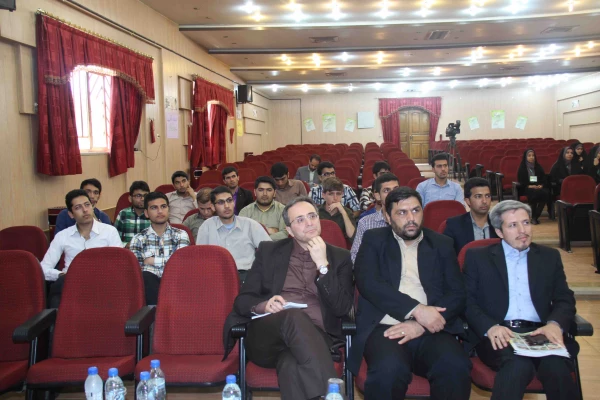 دیدار دانشجو معلمان دانشگاه فرهنگیان با دکتر مهر محمدی