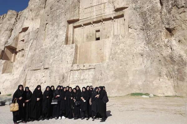 بازدید از تخت جمشید