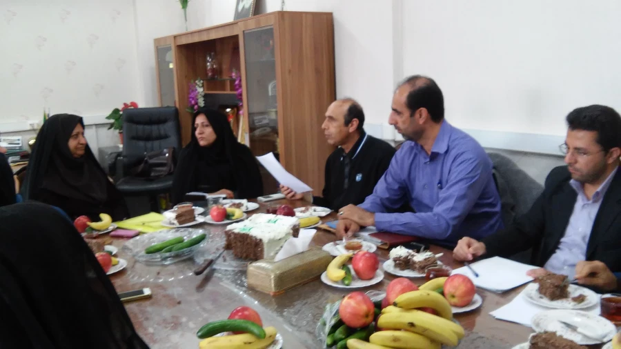 جلسه با مسئولین پردیس