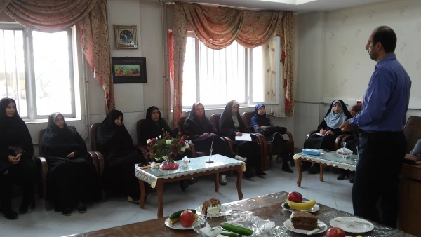 جلسه با همکاران بخش اداری