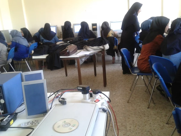 آشنایی با   نرم افزار  Maple