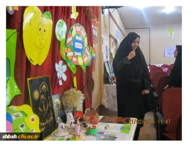 برگزاری نمایشگاهی به همت  دانشجویان کارشناسی ناپیوسته رشته امور تربیتی