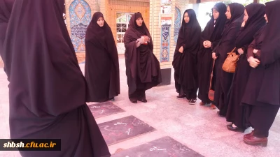 زیارت قبور شهدا ودیدار ازخانواده  شهدای مدافع حرم