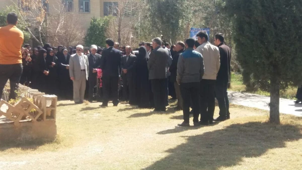 کلنگ زنی ساخت المان شهدای گمنام مدفون در پردیس شهید باهنر