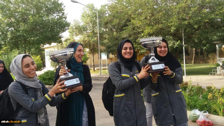 استقبال گرم مسوولان پردیس شهید باهنر از دانشجویان المپیاد ورزشی