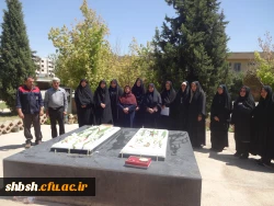 مراسم عطر افشانی وغبار روبی ازقبور معزز شهدای گمنام