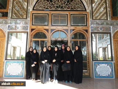 بازدید تعدادی دانشجویان پردیس شهید باهنر شیراز از موزه ی زینت الملوک و باغ نارنجستان