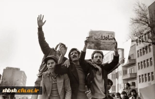 26 دی سالروز فرار تاریخی شاه مخلوع ایران است؛ فراری که سقوط رژیم شاه را حتمی کرد و باعث شد کمتر از یکماه انقلاب اسلامی ایران به پیروزی رسد.