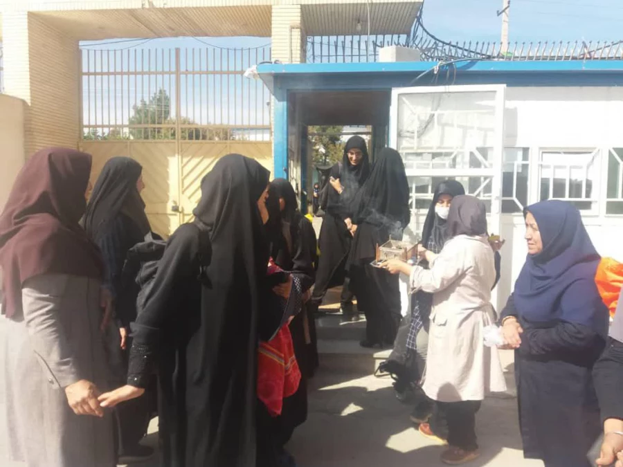 اعزام دانشجویان پردیس شهید باهنر به راهپیمایی اربعین