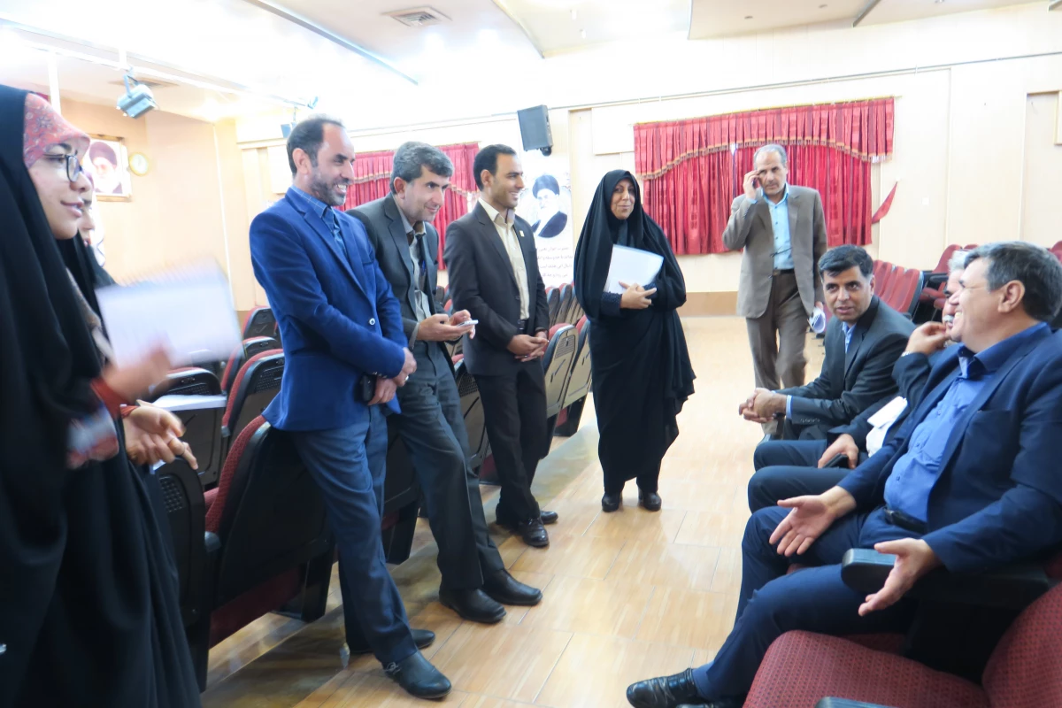 بازدید دکتر خنیفر، رئیس دانشگاه فرهنگیان از پردیس شهید باهنر فارس