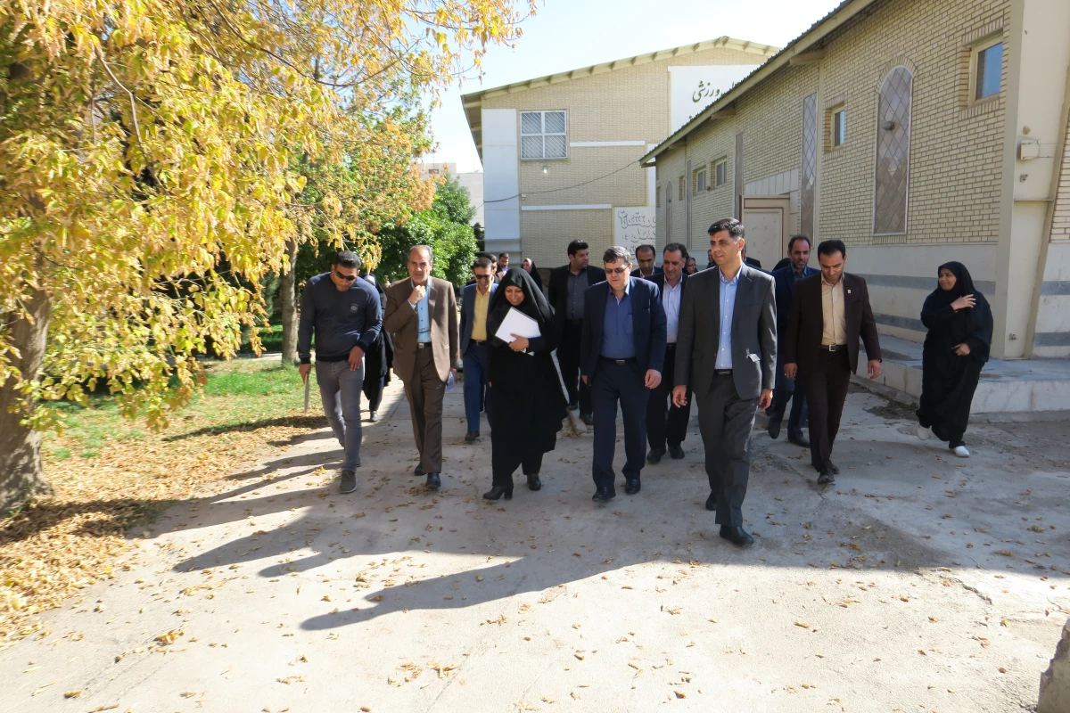 بازدید دکتر خنیفر، رئیس دانشگاه فرهنگیان از پردیس شهید باهنر فارس
