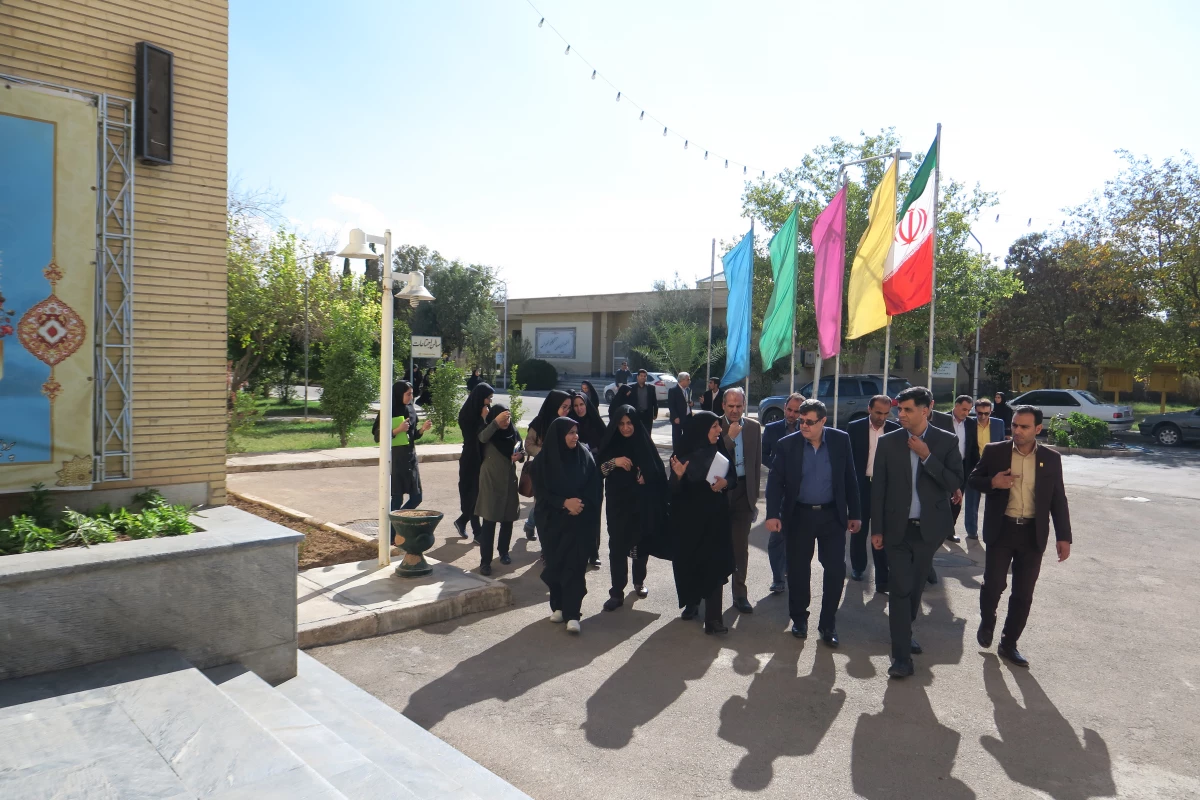 بازدید دکتر خنیفر، رئیس دانشگاه فرهنگیان از پردیس شهید باهنر فارس