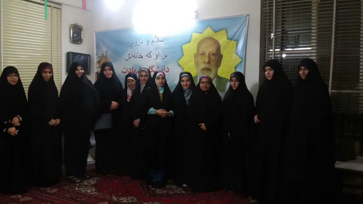 دیدار صمیمی با خانواده شهیدان روزی طلب