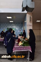 تقدیم گل همراه با ناهار ویک روز  بیادماندنی