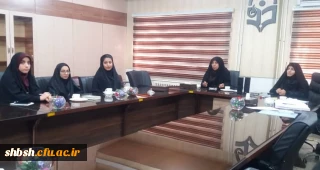 نشست صمیمانه تعدادی از اعضای کانون شاهد وایثارگر با دکتر آذر داودی سرپرست پردیس شهید باهنر