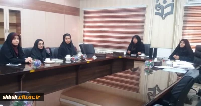 نشست صمیمانه تعدادی از اعضای کانون شاهد وایثارگر با دکتر آذر داودی سرپرست پردیس شهید باهنر