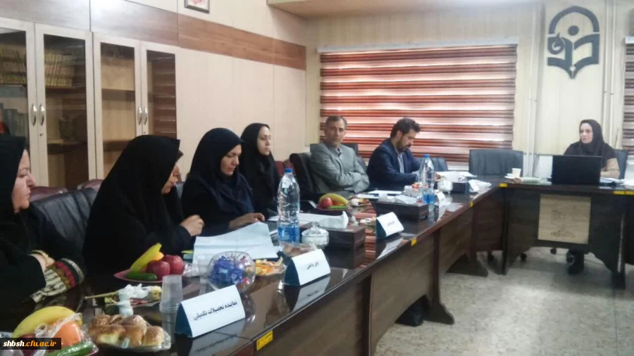 جلسه دفاع دانشجویان کارشناسی ارشد