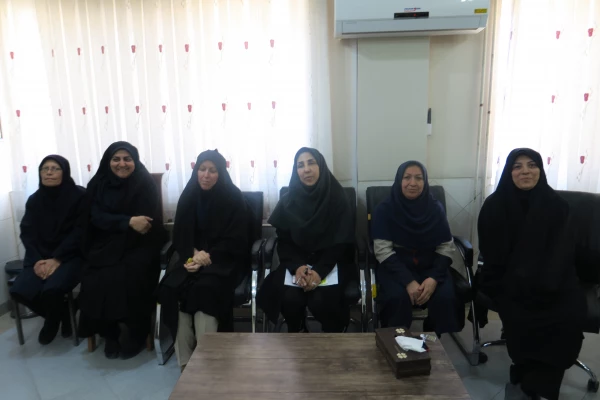 تکریم و بزرگداشت روز زن و مادر با حضور همکاران پردیس شهید باهنر فارس