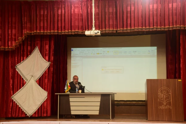 نشست علمی تخصصی اقتصاد مقاومتی و حمایت از کالای ایرانی