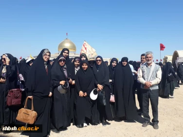 حضور کاروان راهیان نور دانشجویان پردیس شهید باهنر فارس در مناطق جنگی جنوب
