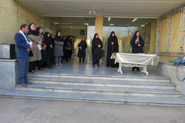 تجمع دانشجویان، اساتید و کارکنان پردیس شهید باهنر فارس در حمایت از سپاه  و تصمیم شورای عالی امنیت کشور