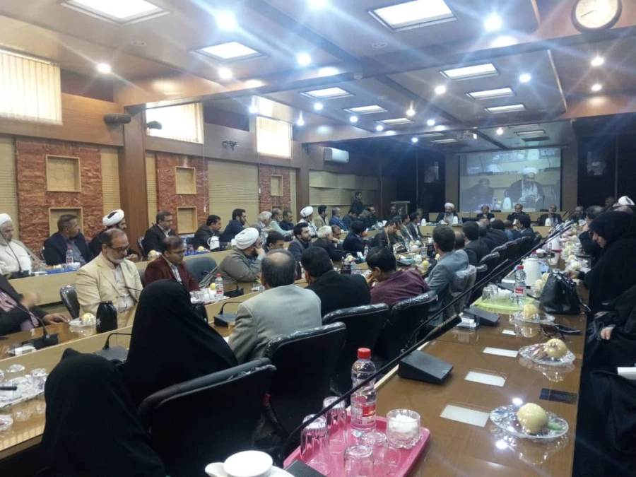 حضور مسئولین پردیس شهید باهنر فارس در جلسه حمایت دانشگاه های استان فارس از سپاه پاسداران انقلاب اسلامی