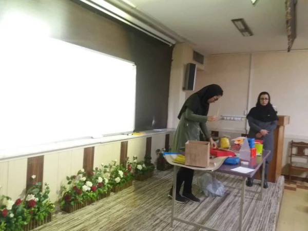 بازدید دانشجویان آموزش ابتدایی از پژوهشکده معلم