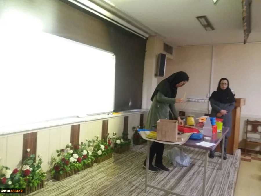 بازدید دانشجویان آموزش ابتدایی از پژوهشکده معلم