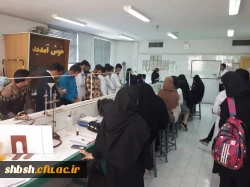 حضور دانشجو معلمان منتخب رشته های زیست، فیزیک و شیمی پردیس شهید باهنر در همایش نانو پژوهشکده معلم
