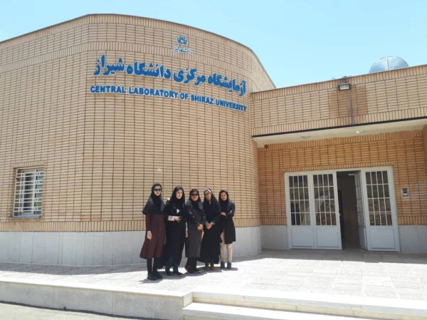 بازدید از آزمایشگاه مرکزی دانشگاه شیراز: