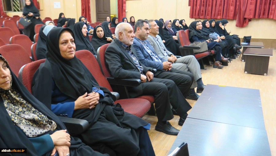 گردهمایی مدیران مدارس مجری کارورزی