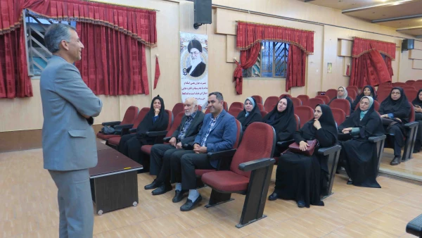 گردهمایی مدیران مدارس مجری کارورزی