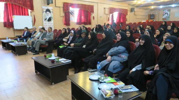 اولین همایش نومعلمان دانشگاه فرهنگیان فارس(خواهران)
