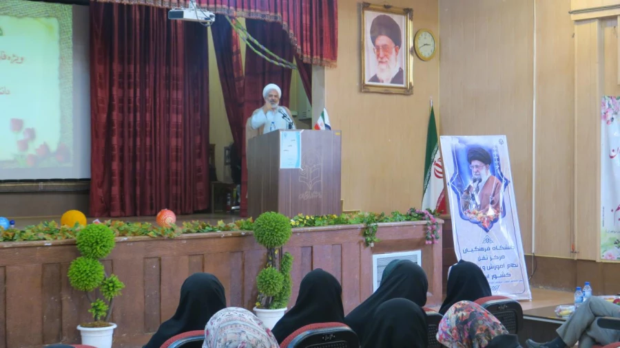 اولین همایش نومعلمان دانشگاه فرهنگیان فارس(خواهران)