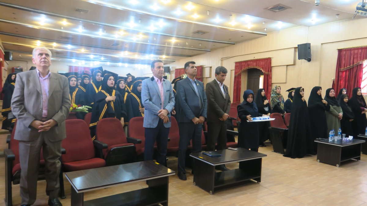 جشن دانش آموختگی دانشجومعلمان ورودی 94 پردیس شهید باهنر فارس برگزار شد