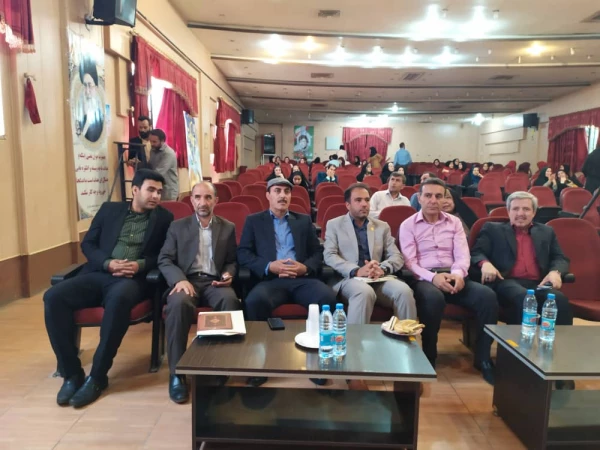 دومین روز برگزاری بیست و نهمین جشنواره فرهنگی دانشجومعلمان دانشگاه فرهنگیان بخش هنرهای گروهی تئاتر و سرود