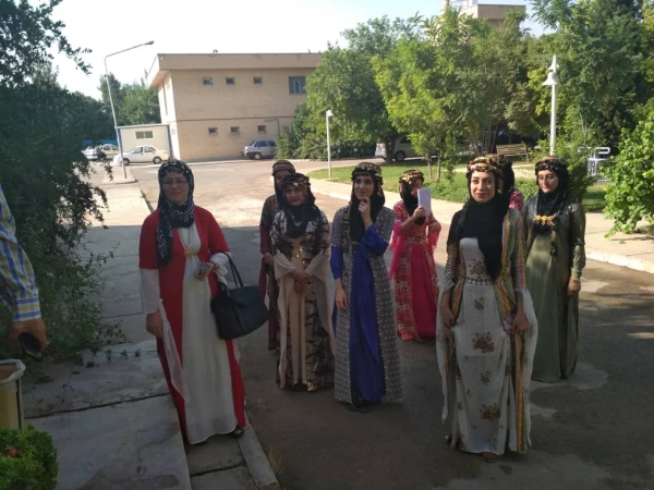 دومین روز برگزاری بیست و نهمین جشنواره فرهنگی دانشجومعلمان دانشگاه فرهنگیان بخش هنرهای گروهی تئاتر و سرود