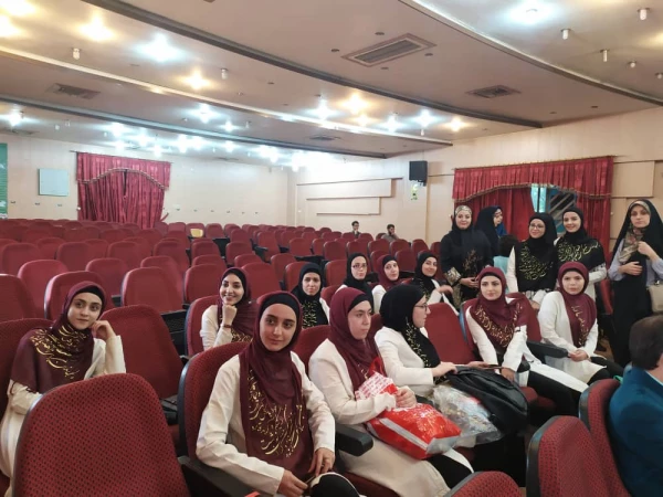 دومین روز برگزاری بیست و نهمین جشنواره فرهنگی دانشجومعلمان دانشگاه فرهنگیان بخش هنرهای گروهی تئاتر و سرود