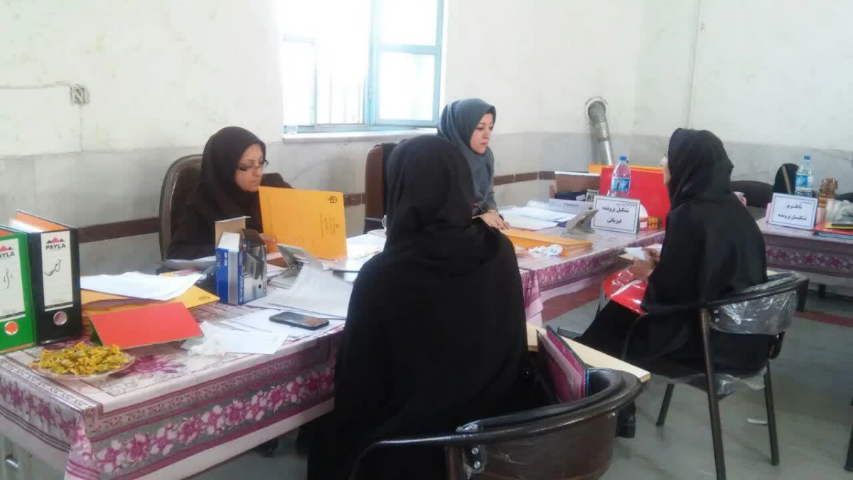 ثبت نام دانشجویان جدید الورود در پردیس شهید باهنر فارس 3