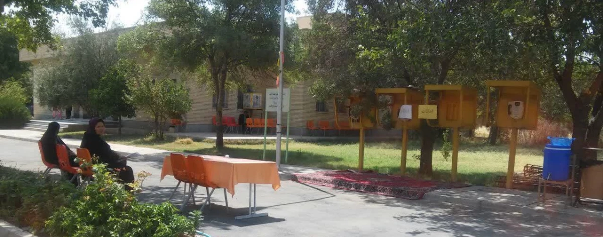 ثبت نام دانشجویان جدید الورود در پردیس شهید باهنر فارس 7