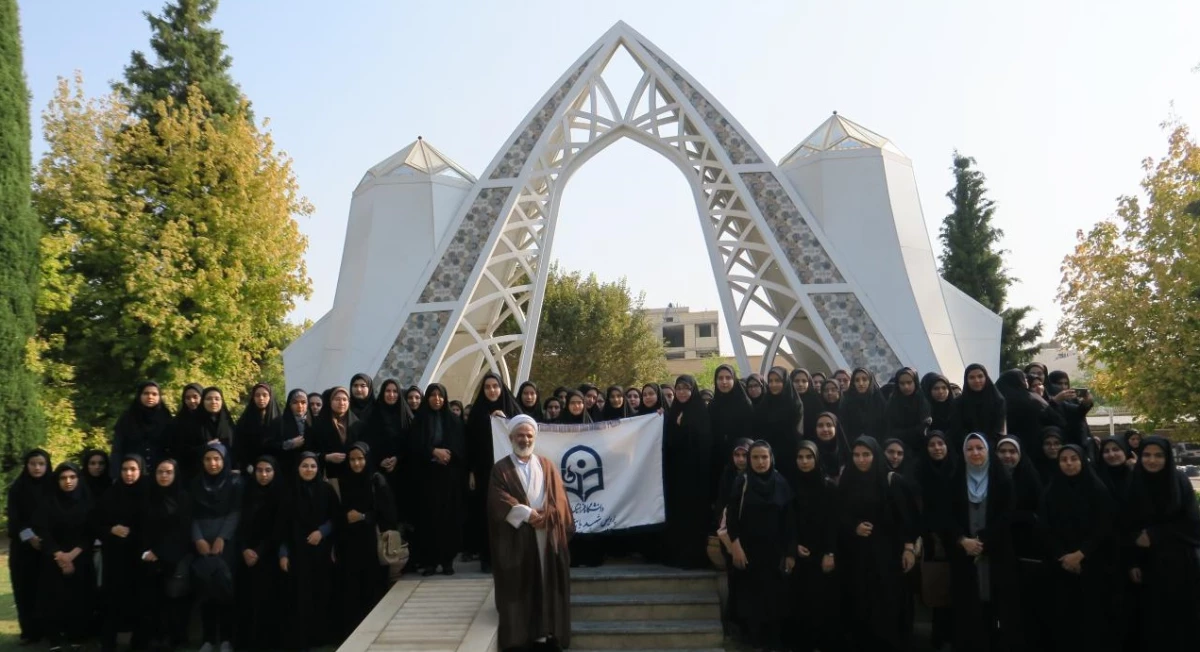 مراسم استقبال از دانشجومعلمان جدیدالورود پردیس شهید باهنر در اولین روز تشکیل کلاس  2