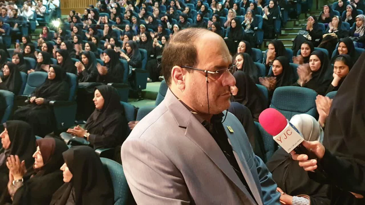 آیین استقبال از دانشجومعلمان جدید الورود دانشگاه فرهنگیان فارس ،پردیس ها و مراکز این استان برگزار گردید 12