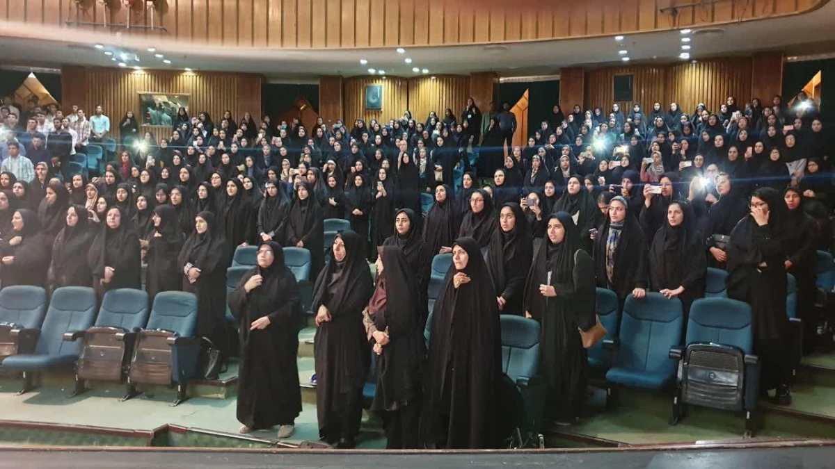 آیین استقبال از دانشجومعلمان جدید الورود دانشگاه فرهنگیان فارس ،پردیس ها و مراکز این استان برگزار گردید 16