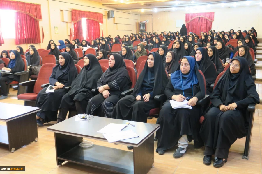 جلسه توجیهی دانشجومعلمان ورودی 98 4