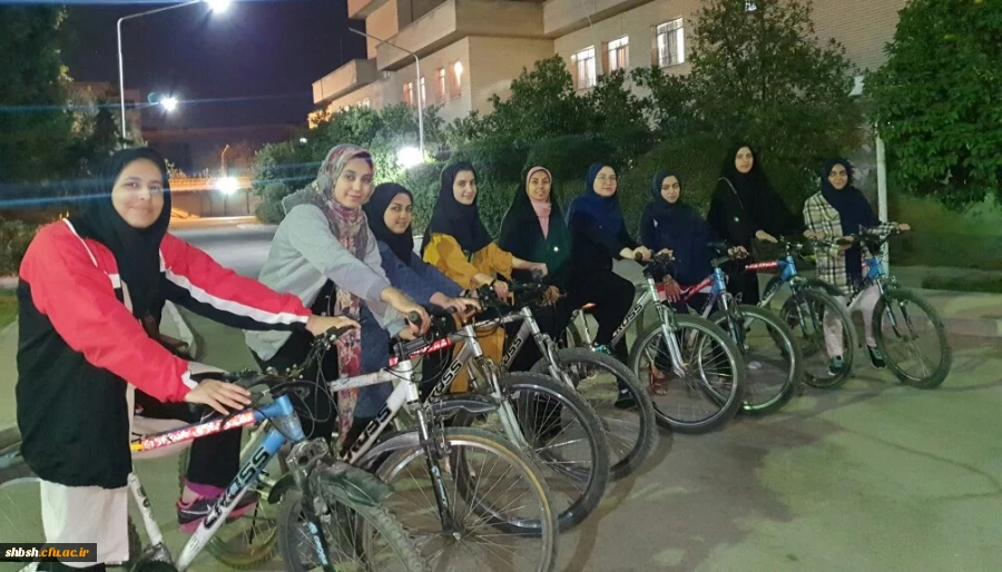 برگزاری مسابقات هفته تربیت بدنی در پردیس شهید باهنر 2